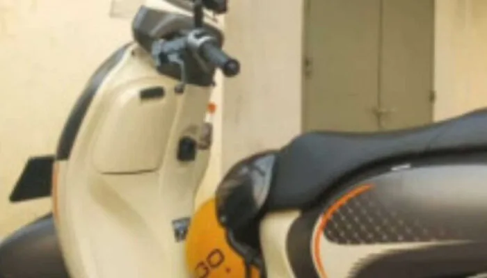 Maling Motor di Kantor Desa Ciapus Terekam CCTV