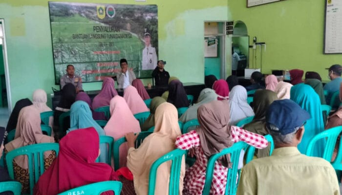 Pemdes Kalong Liud Nanggung Kembali Salurkan BLT Untuk 100 KPM