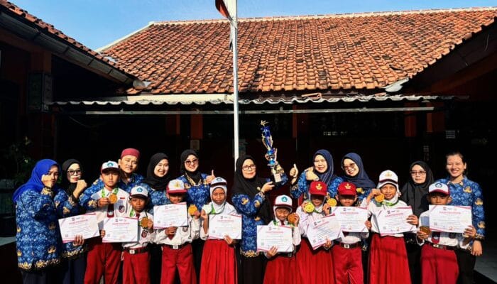 Juara Umum Ketiga, SDN Kedung Halang 1 Raih 9 Medali di Kejuaraan Pencak Silat Dispora Cup 2024 sdn kedung halang