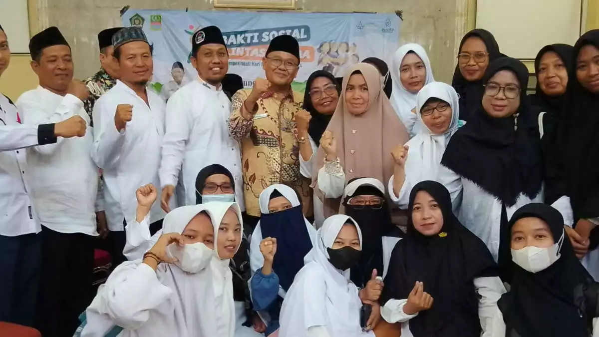 Peringati Hari Santri Kemenag Kabupaten Bekasi Gelar Baksos Lintas Agama