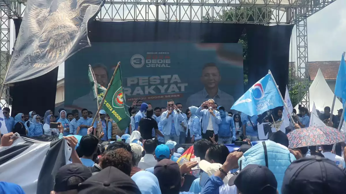 Dedie-Jenal Gelar Pesta Rakyat Menuju Bogor Beres di Lapangan Kayu Manis