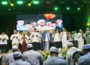 Rudy-Jaro Ade Berselawat Bersama Habib Syech Bin Abdul Qodir Assegaf