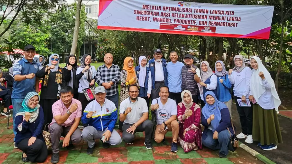 Optimalisasi Taman Lansia Agar Lansia Tetap Produktif Optimalisasi Taman Lansia Agar Lansia Tetap Produktif