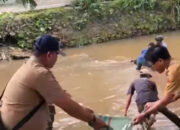 Prabowo Pergoki Tumpukan Sampah di Sungai, Langsung Dibersihkan