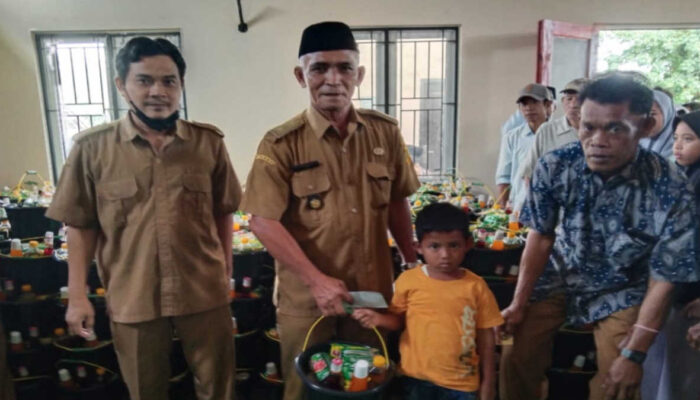 Jelang Ramadan, 600 Anak Yatim dan Jompo di Batujajar Terima Santunan dari Kades