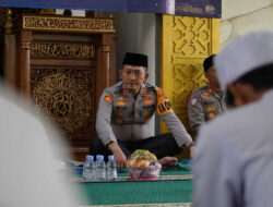 Polres Bogor Gelar Buka Puasa Bersama Anak Yatim dan Salat Tarawih di Masjid Al Muhajirin