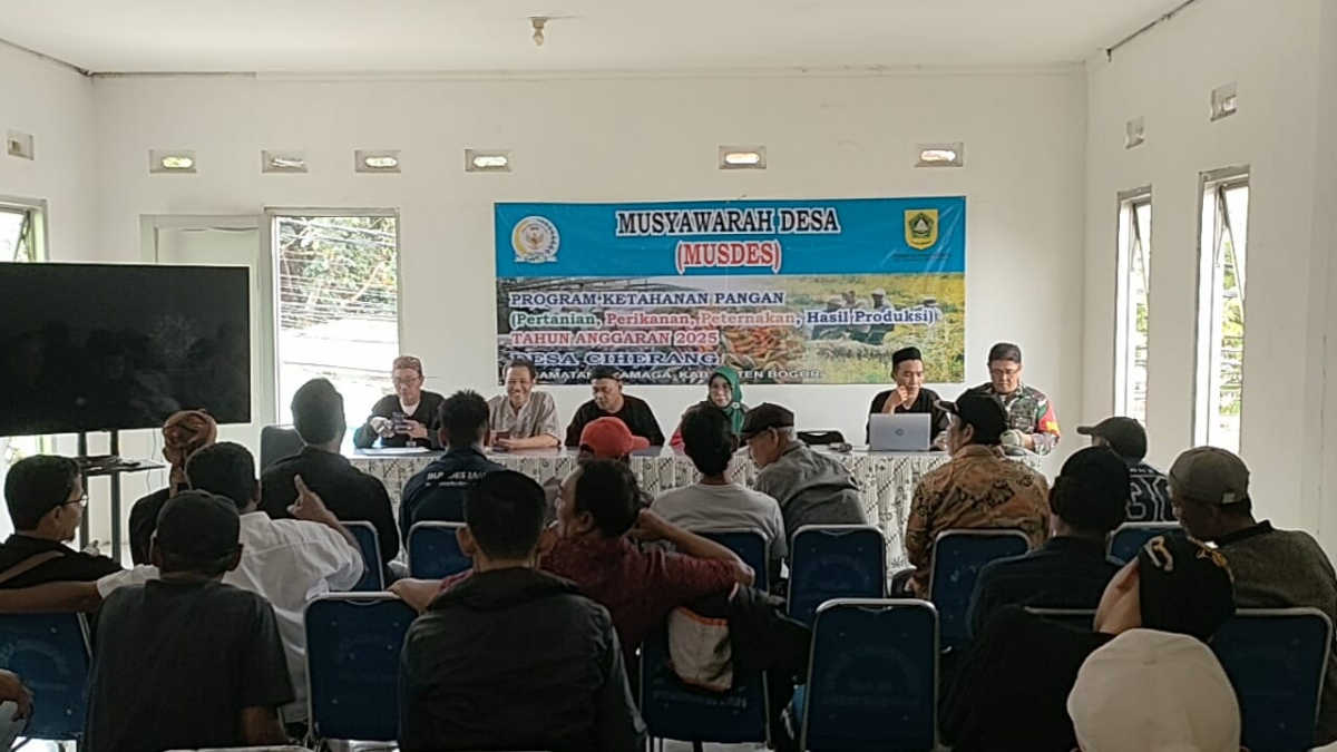 Musyawarah Desa Ciherang Bahas Ketahanan Pangan dan Revitalisasi BUMDes