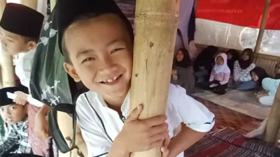 Bagikan 120 Paket Sembako, Daya Putra Bangsa Tutup Ramadan Gembira