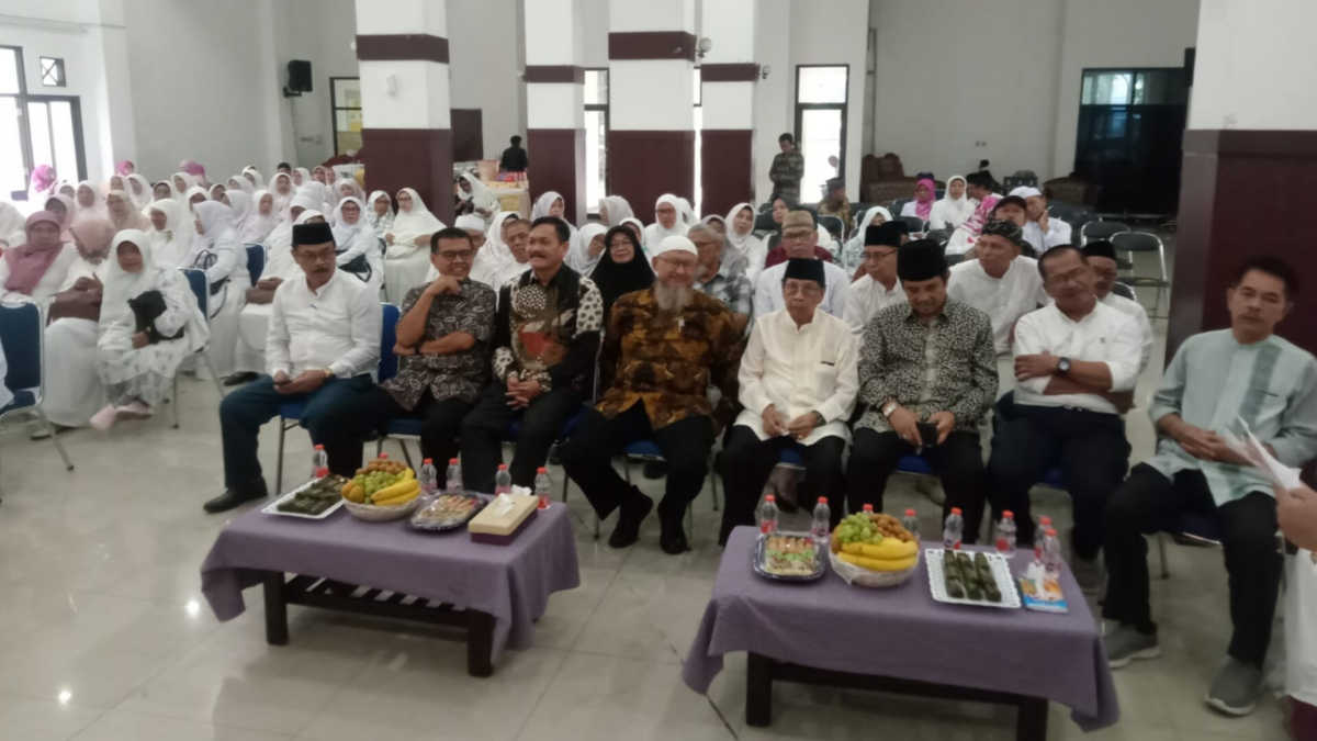 Mantan Wali Kota dan Mantan Sekda Kota Bogor Kompak Hadiri Halal Bihalal Pensiunan Disdik