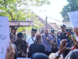 Warga Babakan Baru Cipaku Demo Tuntut DPRD Selesaikan Hak Tanah Atas Tempat Tinggal