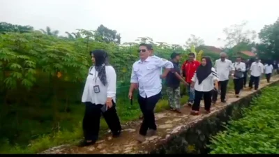 Pemdes Sukawening Manfaatkan Bankeu Untuk Bangun Jalan