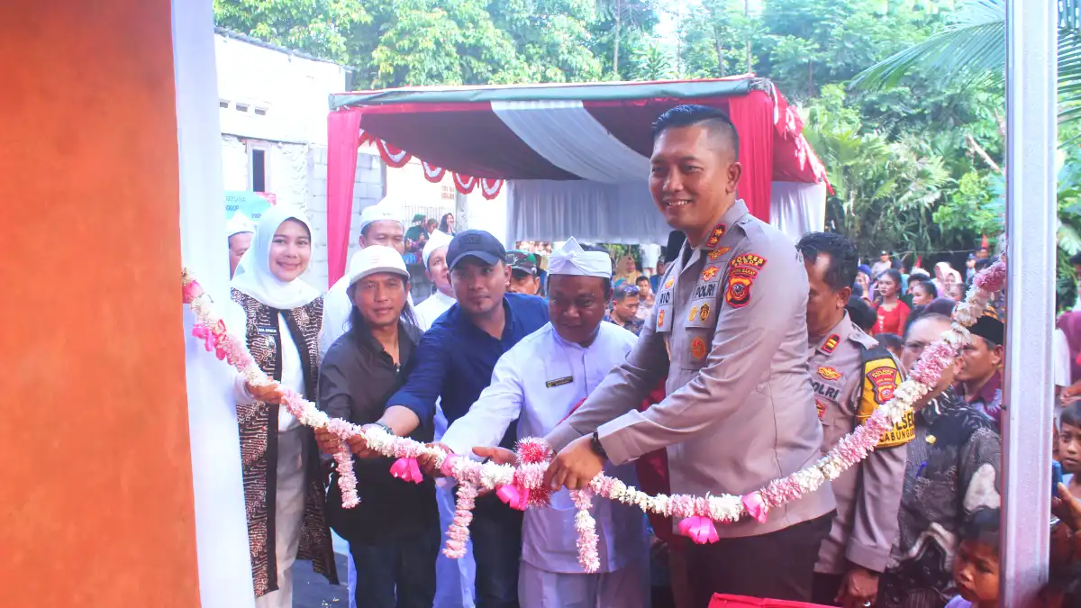 Kapolres Bogor Resmikan Hasil Bedah Rumah di Desa Mekarsari Rancabungur