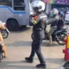 Satlantas Polres Bogor Kawal Ibu Hamil di Tengah Pelaksanaan One Way
