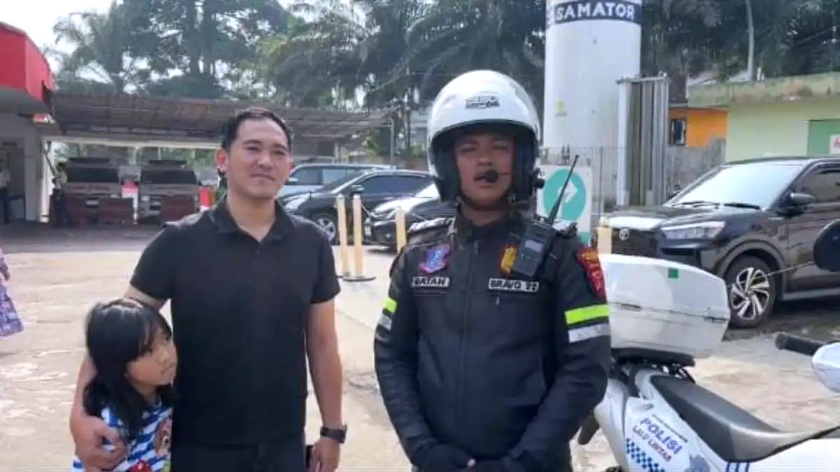 Satlantas Polres Bogor Kawal Ibu Hamil di Tengah Pelaksanaan One Way