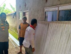 Polsek Rancabungur Salurkan Bantuan Material Bedah Rumah Untuk Warga Mekarsari