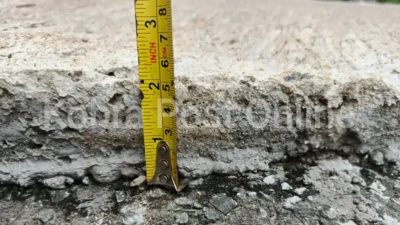 Gunakan Brangkal, Betonisasi Jaling RW 007 Desa Bantarjaya Diduga Terindikasi Korupsi