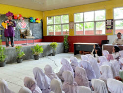 Dongeng Boneka Warnai Peringatan Isra Mikraj SDN Margacinta 02