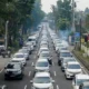Infrastruktur Bogor Selatan. Kondisi lalu lintas padat di kawasan Batu Tulis Bogor pada pagi hari dengan kendaraan roda dua dan roda empat