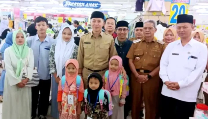 Harukan Hati! BAZNAS Kota Bogor Ajak 50 Anak Yatim Belanja Kebutuhan Lebaran