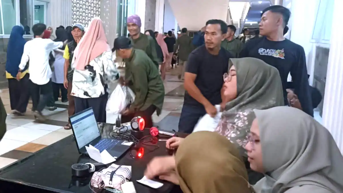 pembagian sembako gratis yayasan boash di rancabungur bogor