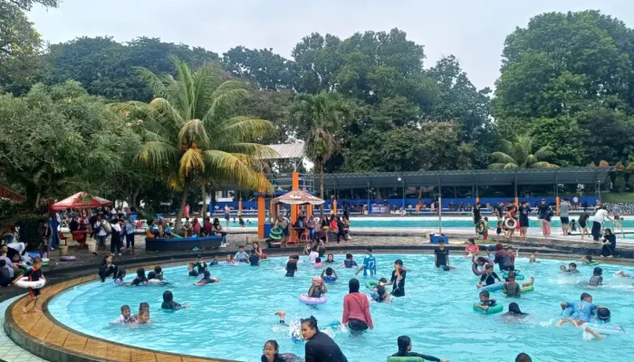 Lonjakan Pengunjung! Kolam Renang Mila Kencana Bogor Tembus 500 Orang per Hari di Libur Lebaran