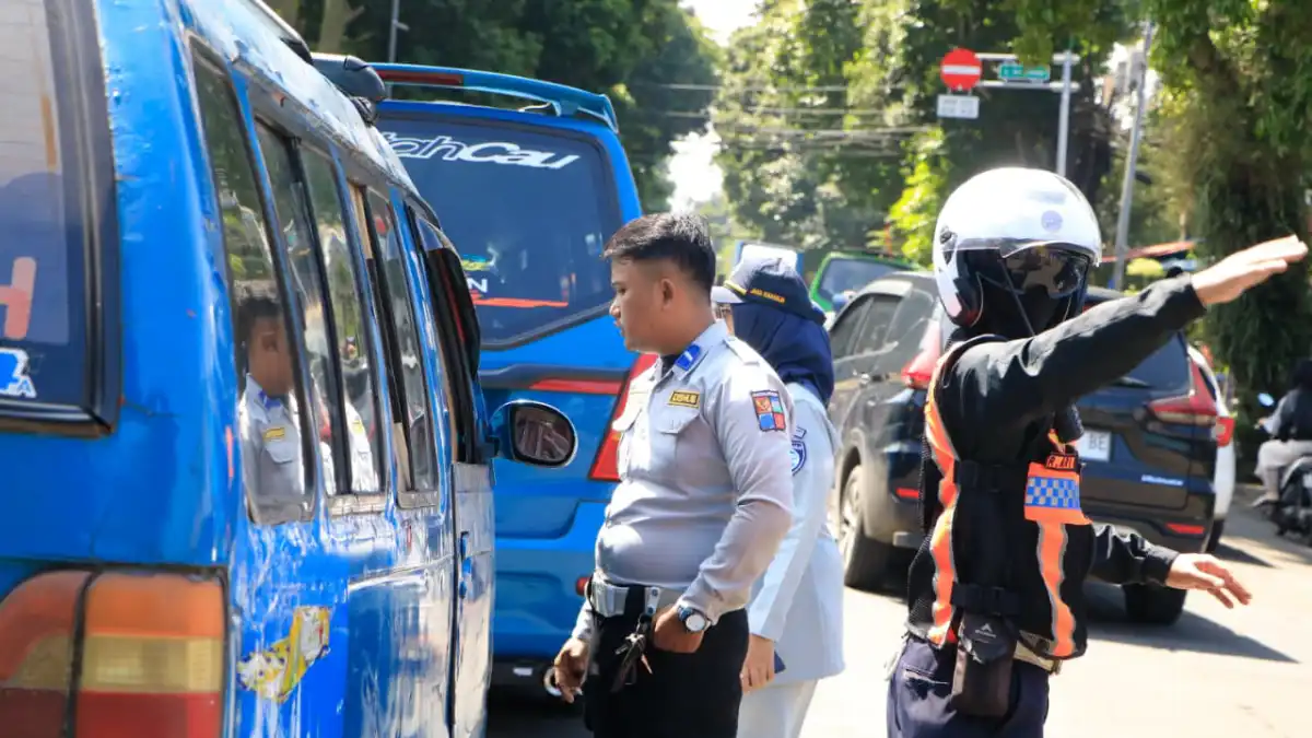 Dedie Rachim Usulkan Moratorium Angkot Kabupaten ke Dishub Jabar