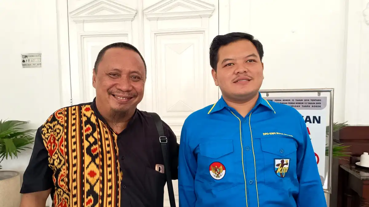 KNPI Kota Bogor Dukung Larangan Angkot Usia di Atas 20 Tahun, Minta Peremajaan Armada Dilakukan Terukur KNPI Kota Bogor Dukung Larangan Angkot Usia 20 Tahun