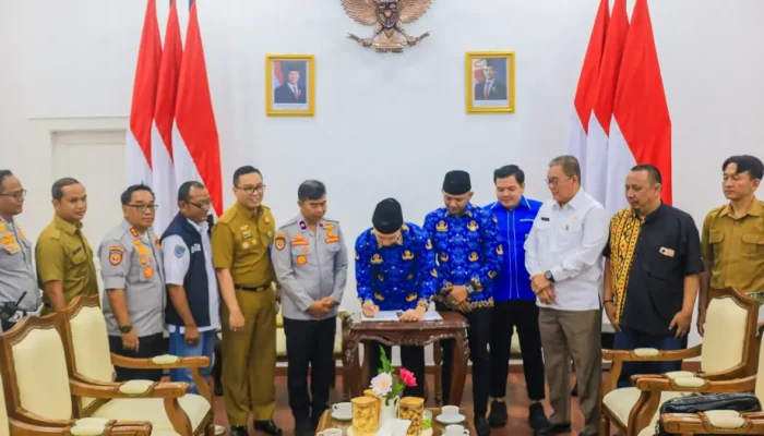 Angkot Usia di Atas 20 Tahun Dilarang Mengaspal