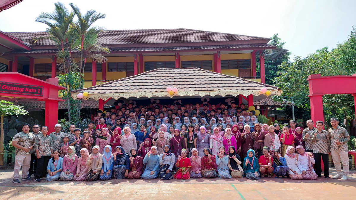 109 Siswa SDN Gunung Batu 1 Lulus, Pelepasan Balon dan Merpati Warnai Momen Haru Generasi Emas Kota Bogor SDN Gunung Batu 1.