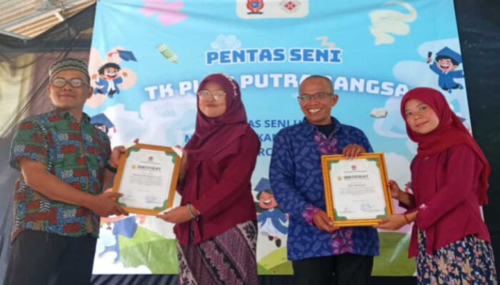 TK Plus Putra Bangsa Lepas Angkatan III Lewat Pentas Seni Meriah, Tampilkan Kreativitas dan Kemandirian Siswa