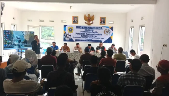 Peserta Musdes Desa Ciherang Kabupaten Bogor