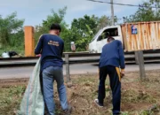 Siswa SMK Golden Turut Ambil Bagian dalam Jumat Bersih, Bersama Camat Rancabungur Bersihkan Perbatasan Rancabungur–Ciampea