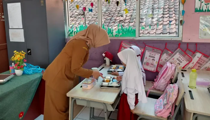 Camat Rancabungur Turun ke SDN Bantarkambing 01, Program KAMI Mendengar Ungkap Kekurangan 9 Ruang Kelas dan 8 Guru