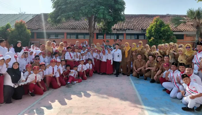 Camat Rancabungur Turun ke SDN Bantarkambing 01, Program KAMI Mendengar Ungkap Kekurangan 9 Ruang Kelas dan 8 Guru