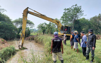 Akhirnya, Kali Cipanggulan Desa Candali Dinormalisasi, Kades Ucapkan Terima Kasih kepada Bupati Bogor kadin
