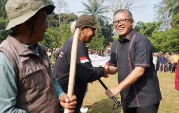 Hadiri Program Padat Karya, Dadang Danubrata: Beri Manfaat Ekonomi dan Jaga Kebersihan Kota Bogor Program Padat Karya Kota Bogor melibatkan 1.727 warga