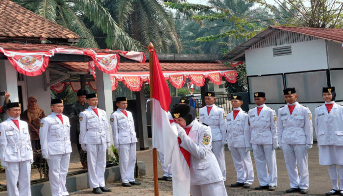 Jelang HUT RI ke-81, Camat Rancabungur Kukuhkan 28 Anggota Paskibra, Siap Kibarkan Merah Putih di Cimulang