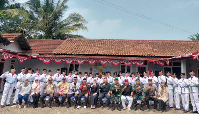 Jelang HUT RI ke-81, Camat Rancabungur Kukuhkan 28 Anggota Paskibra, Siap Kibarkan Merah Putih di Cimulang Camat Rancabungur