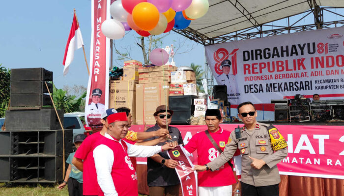 Semarak HUT ke-81 RI Desa Mekarsari: Jalan Sehat hingga Lomba Tumpeng