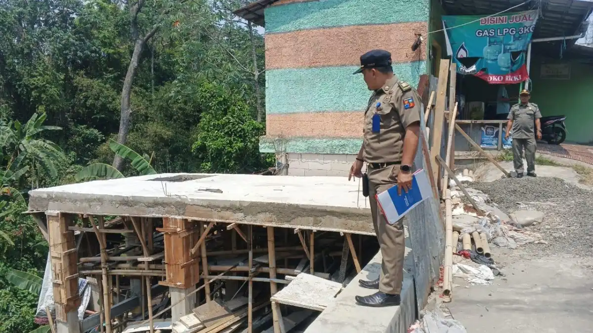 Bangunan Ilegal di Katulampa Hampir Rampung, DPRD Bogor Ultimatum Satpol PP Ketua Komisi I Ultimatum Satpol PP Bongkar Bangunan Ilegal di Katulampa Bogor