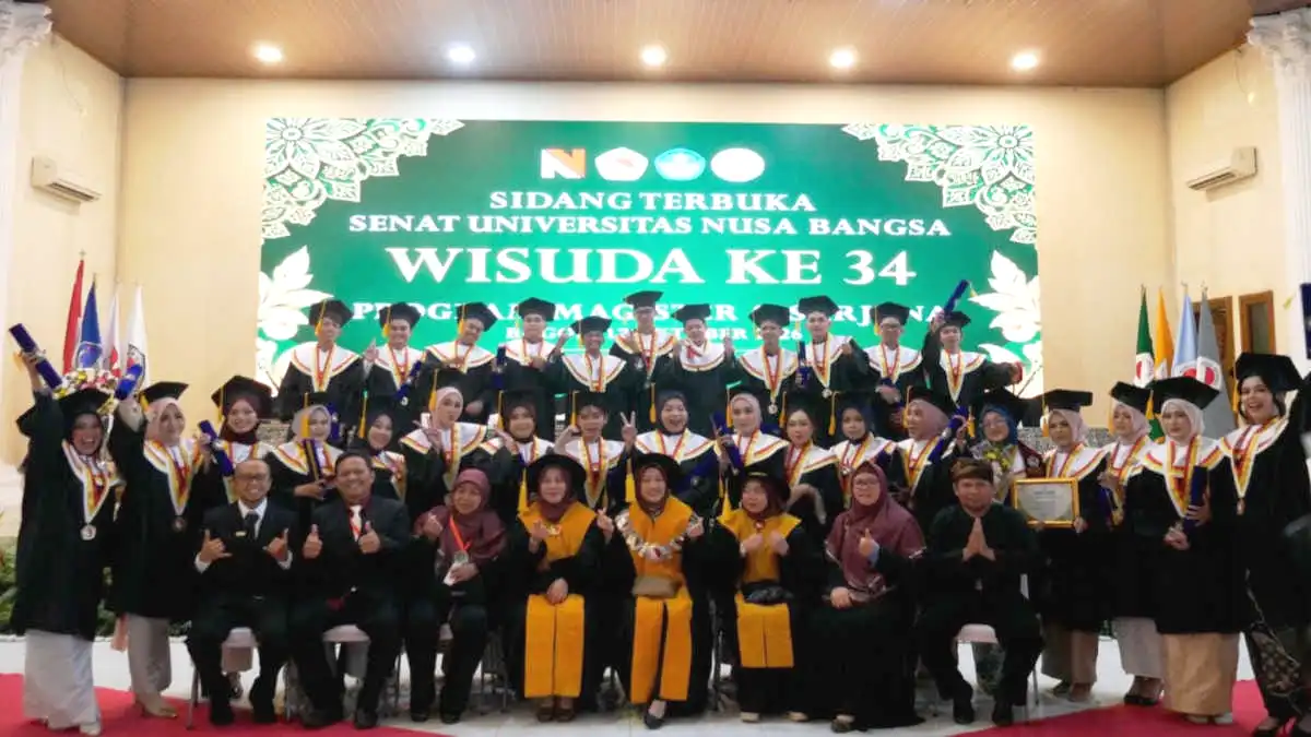 120 Mahasiswa UNB Diwisuda di Bogor, Kampus Raih Akreditasi Baik Sekali Prosesi wisuda 120 mahasiswa Universitas Nusa Bangsa di Bogor